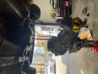 Replacing the clutch